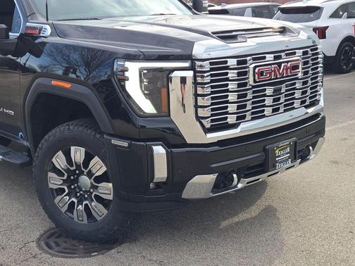 Onyx Black 2026 GMC Sierra 2500 Denali