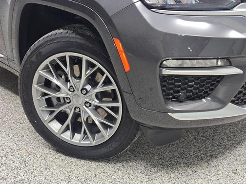 2022 Jeep Grand Cherokee 4xe Summit