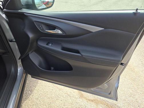 2025 Buick Envista Preferred FWD