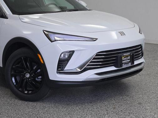 Summit White 2026 Buick Envista Preferred FWD