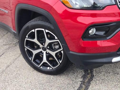 Red Hot Pearlcoat 2025 Jeep Compass Limited