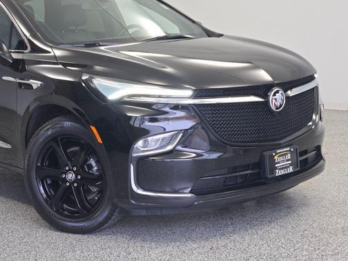 2023 Buick Enclave Essence AWD