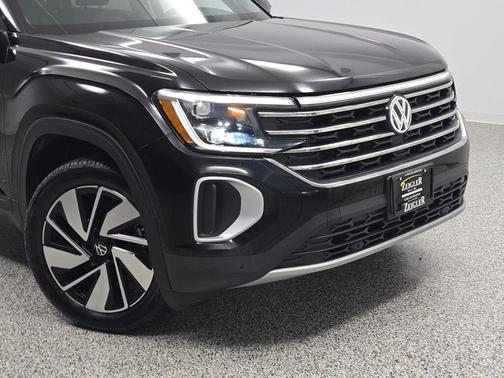 2024 Volkswagen Atlas 2.0T SE w/Technology 4MOTION