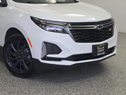 2022 Chevrolet Equinox FWD RS