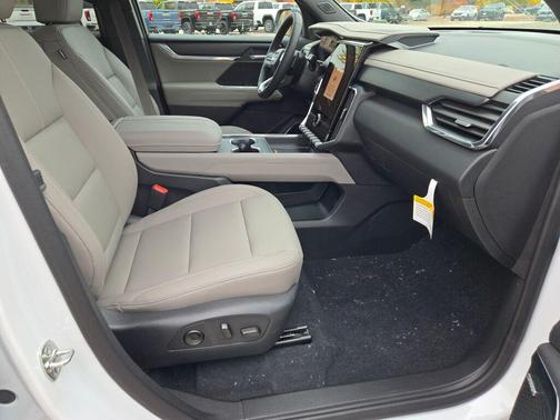 Summit White 2026 GMC Acadia Elevation FWD