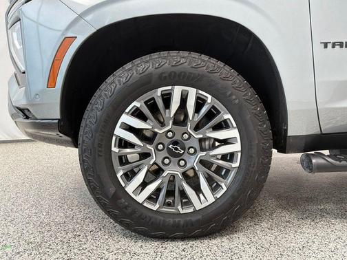 Sterling Gray Metallic 2025 Chevrolet Tahoe 4WD Z71