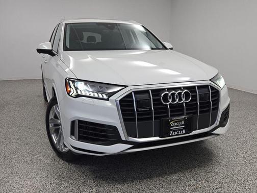 2024 Audi Q7 55 Premium Plus