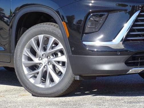 2025 Buick Enclave Preferred FWD