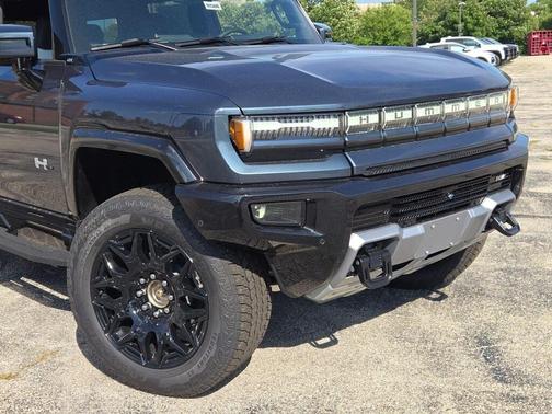 2025 GMC HUMMER EV SUV 2X