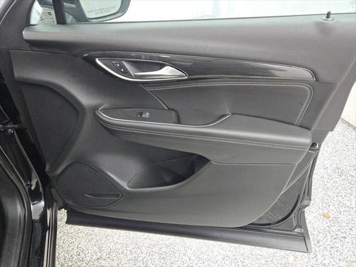 2022 Buick Envision FWD Essence