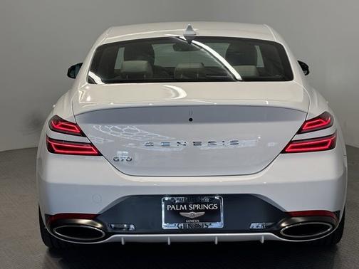 2025 Genesis G70 2.5T