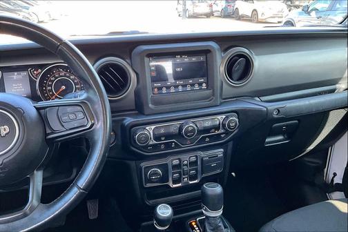 Bright White Clearcoat 2022 Jeep Gladiator Sport