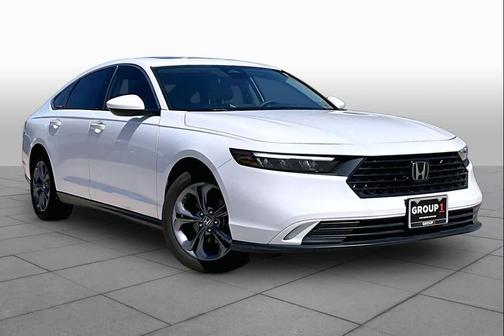 Platinum White Pearl 2024 Honda Accord EX