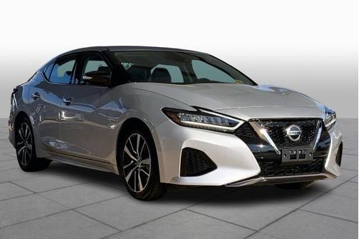 Brilliant Silver Metallic 2022 Nissan Maxima SV Xtronic CVT
