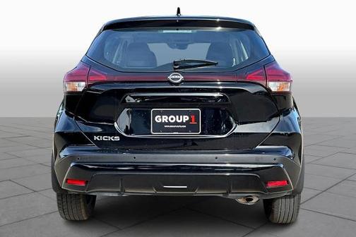 2023 Nissan Kicks S
