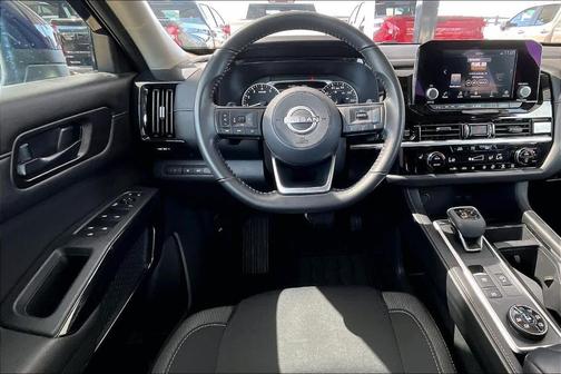 Deep Ocean Blue 2025 Nissan Pathfinder SV