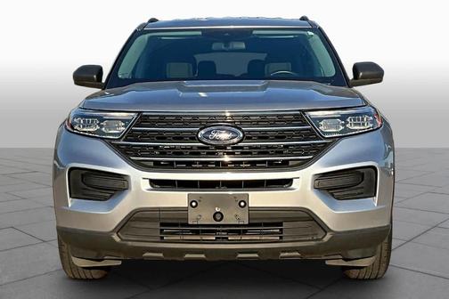 Iconic Silver 2022 Ford Explorer XLT