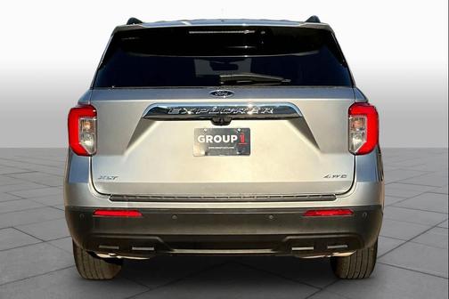 Iconic Silver 2022 Ford Explorer XLT