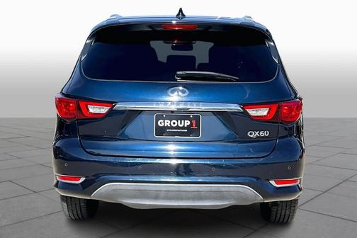 2017 INFINITI QX60 Base