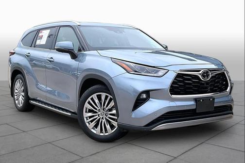 Moon Dust 2024 Toyota Highlander Platinum