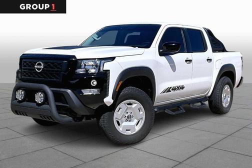 2024 Nissan Frontier SV