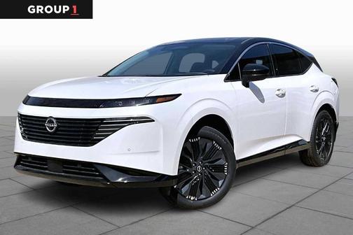 White / Black 2026 Nissan Murano Platinum