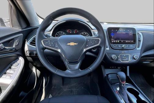 Summit White 2024 Chevrolet Malibu FWD RS