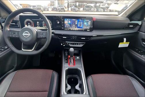 Aspen White Tricoat 2026 Nissan Kicks SR