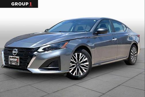 Gun Metallic 2025 Nissan Altima SV FWD