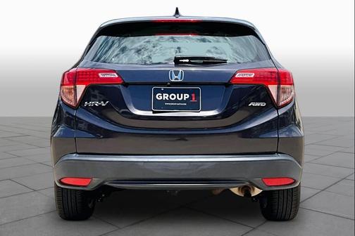 Mulberry Metallic 2016 Honda HR-V LX