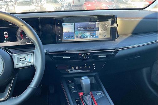 2t Ice Blk Roof 2025 Nissan Kicks SR