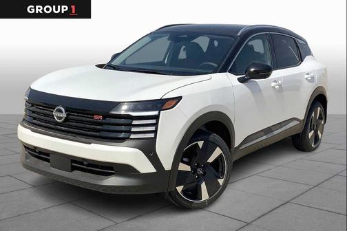 2t Wht Blk Roof 2025 Nissan Kicks SR