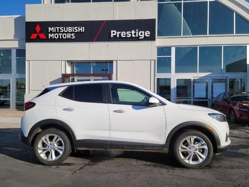 Photo 2 of 26 of 2022 Buick Encore Preferred