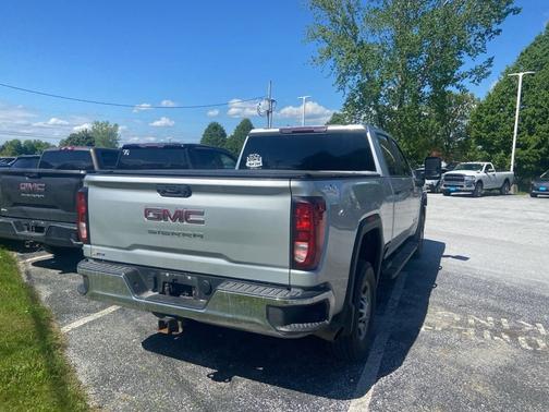 Quicksilver Metallic 2022 GMC Sierra 2500 Pro