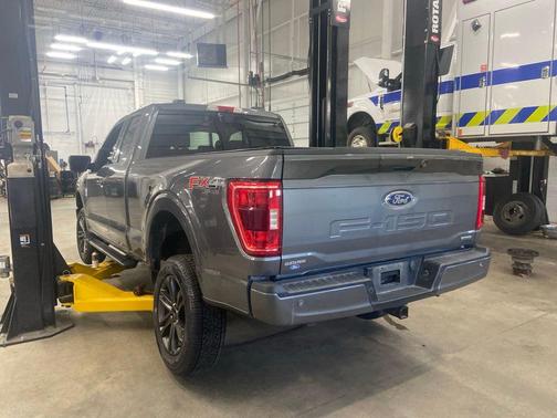 Carbonized Gray Metallic 2021 Ford F-150 XLT