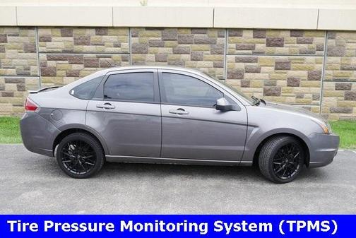 2010 Ford Focus SES