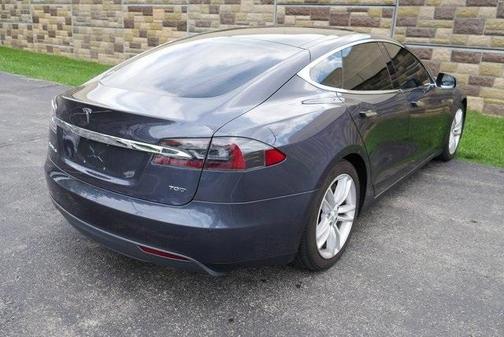 2016 Tesla Model S 75D