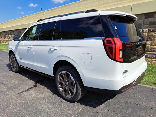 2025 Ford Expedition King Ranch