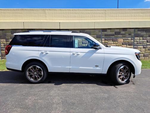 2025 Ford Expedition King Ranch
