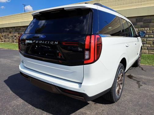 2025 Ford Expedition King Ranch