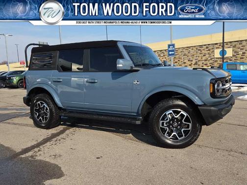 2024 Ford Bronco Outer Banks