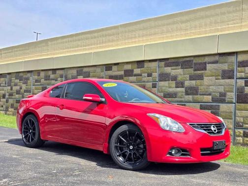 2010 Nissan Altima 3.5 SR