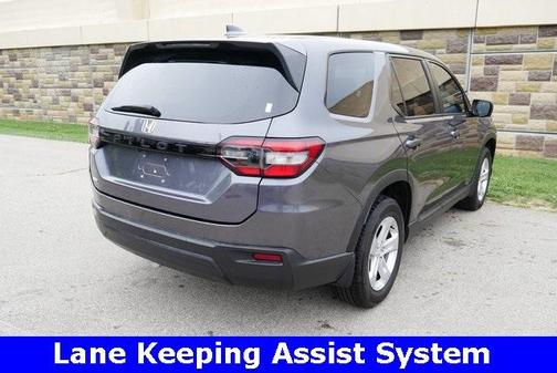 2023 Honda Pilot LX