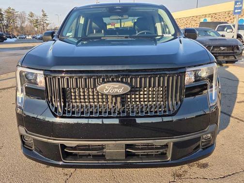 2026 Ford Maverick Lobo Standard