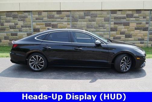 2022 Hyundai SONATA Limited