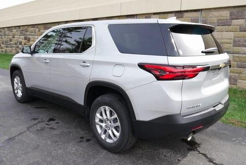 2022 Chevrolet Traverse LS