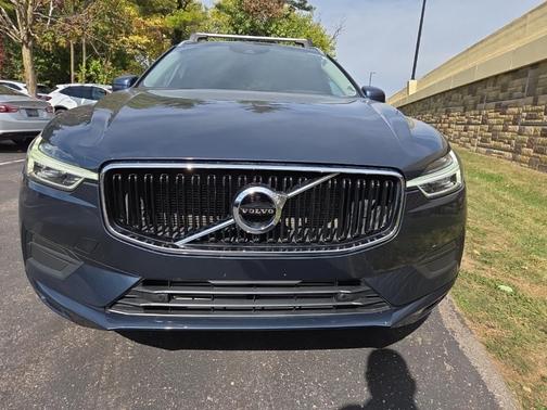 2019 Volvo XC60 T6 Momentum