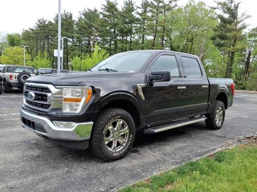 AGATE BLACK METALLIC 2023 Ford F-150 XLT