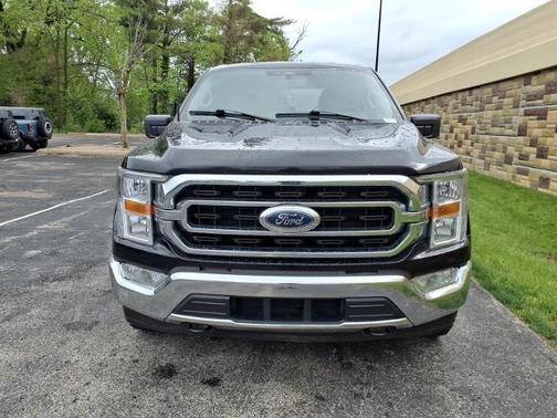 AGATE BLACK METALLIC 2023 Ford F-150 XLT