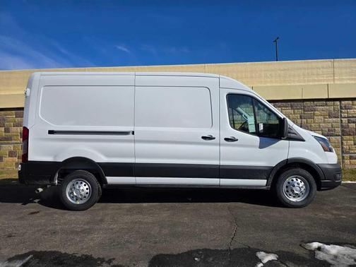 2026 Ford Transit-350 148 WB Medium Roof Cargo